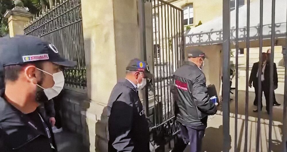  La Fiscalía adelantó varias inspecciones judiciales a dependencias de la Presidencia de la República, algunas fueron atendidas por el coronel Óscar Dávila, para la fecha, jefe de la oficina de Anticipación en la Seguridad Presidencial.