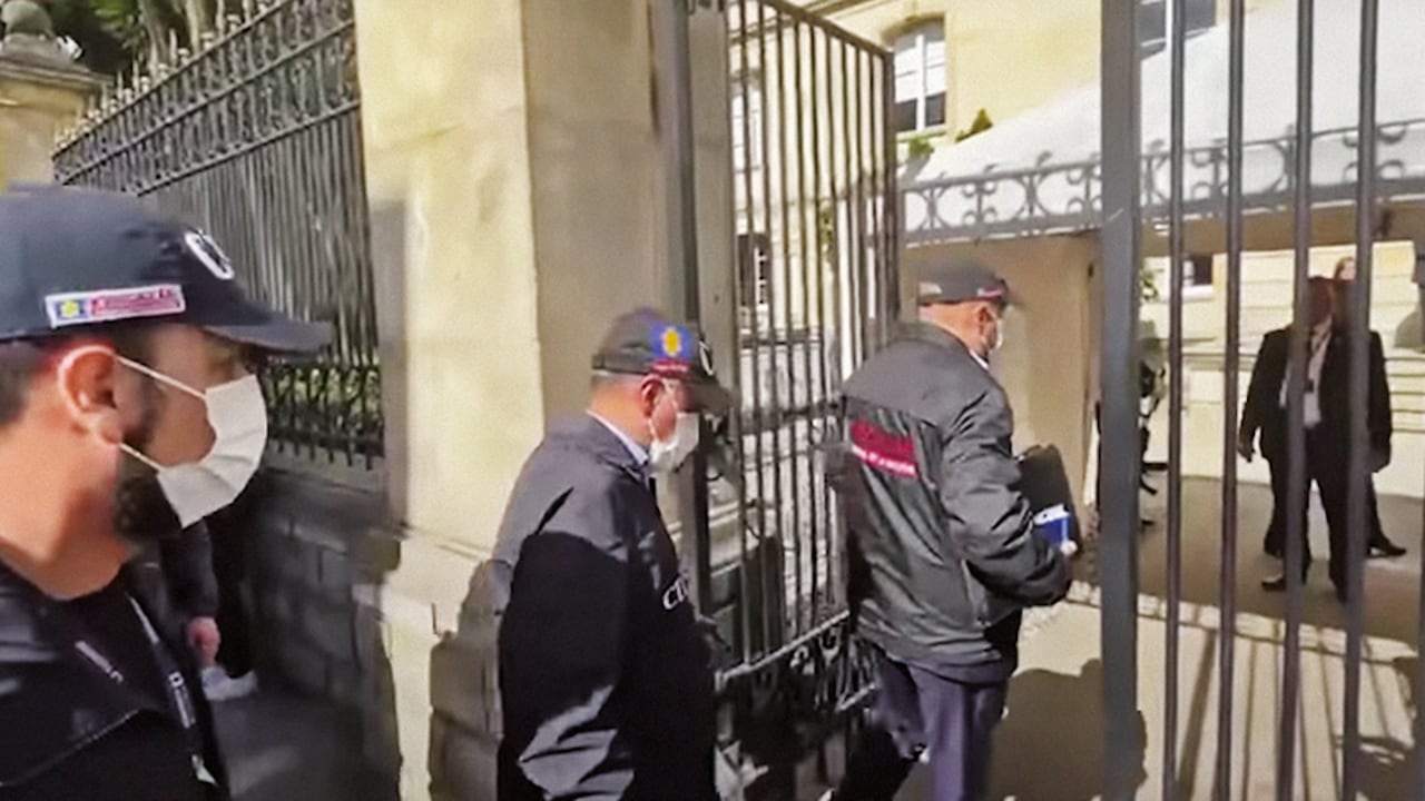 La Fiscalía adelantó varias inspecciones judiciales a dependencias de la Presidencia de la República, algunas fueron atendidas por el coronel Óscar Dávila, para la fecha, jefe de la oficina de Anticipación en la Seguridad Presidencial.