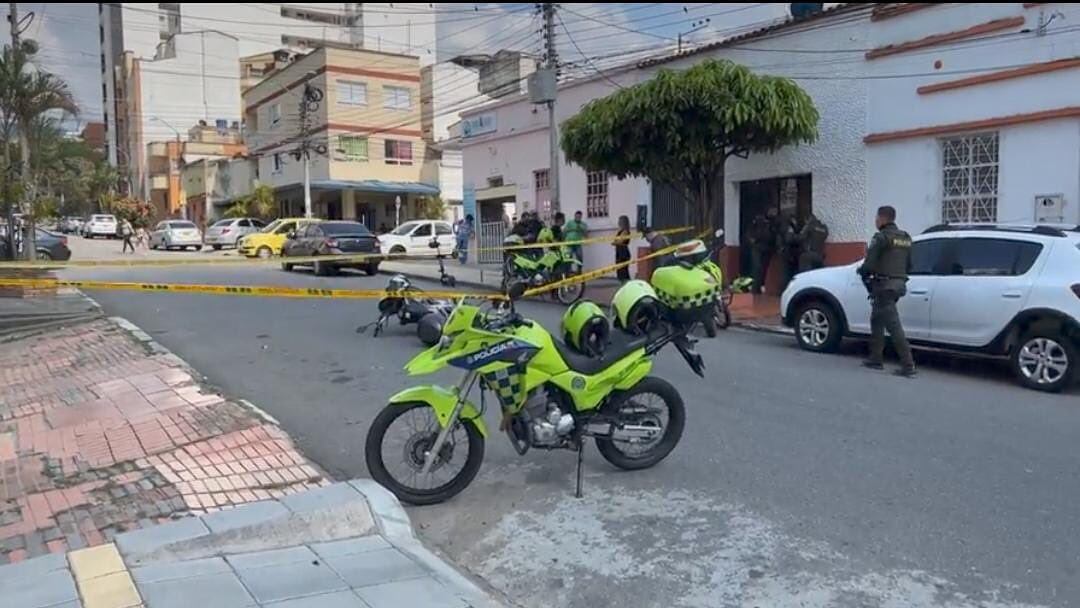 Los delincuentes le dispararon a un mensajero.