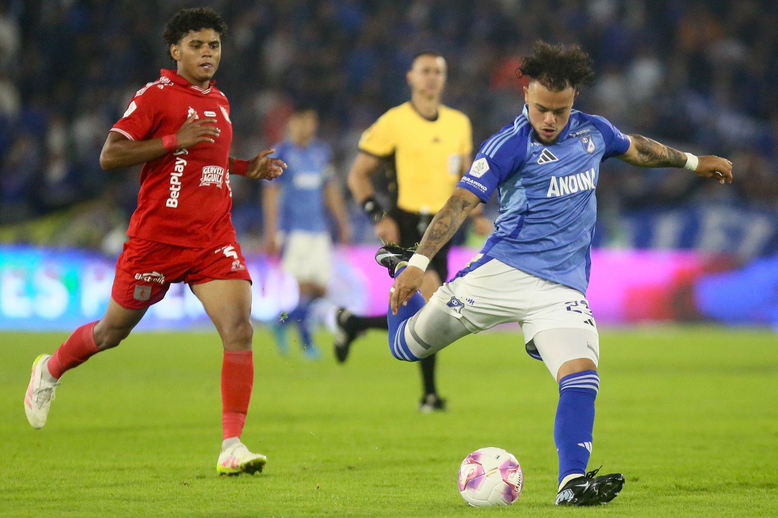 Millonarios le dio vuelta al marcador ante América.