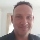 La víctima fue identificada como Robert Bernardus Richard Lukkassen, de 46 años de edad.