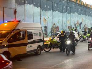 Las víctimas se movilizaban en una camioneta Renault Duster blanca.