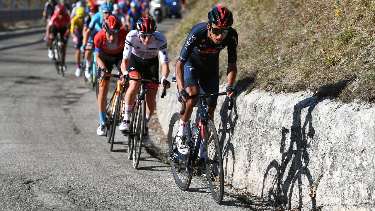 Egan Bernal y Tadej Pogacar durante la Tirreno Adriático 2021