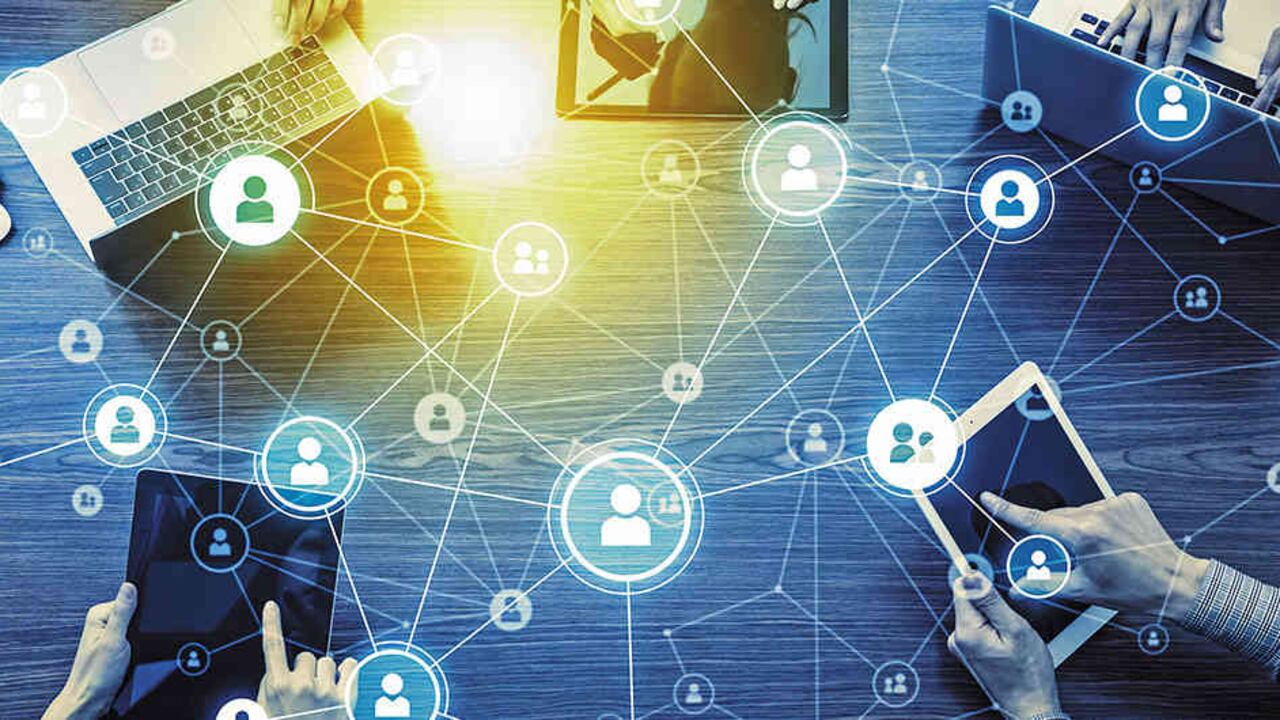 La hiperconectividad, más que una tendencia tecnológica, es una condición cultural, a la cual tienen que adaptarse las empresas para sobrevivir y ser competitivas.