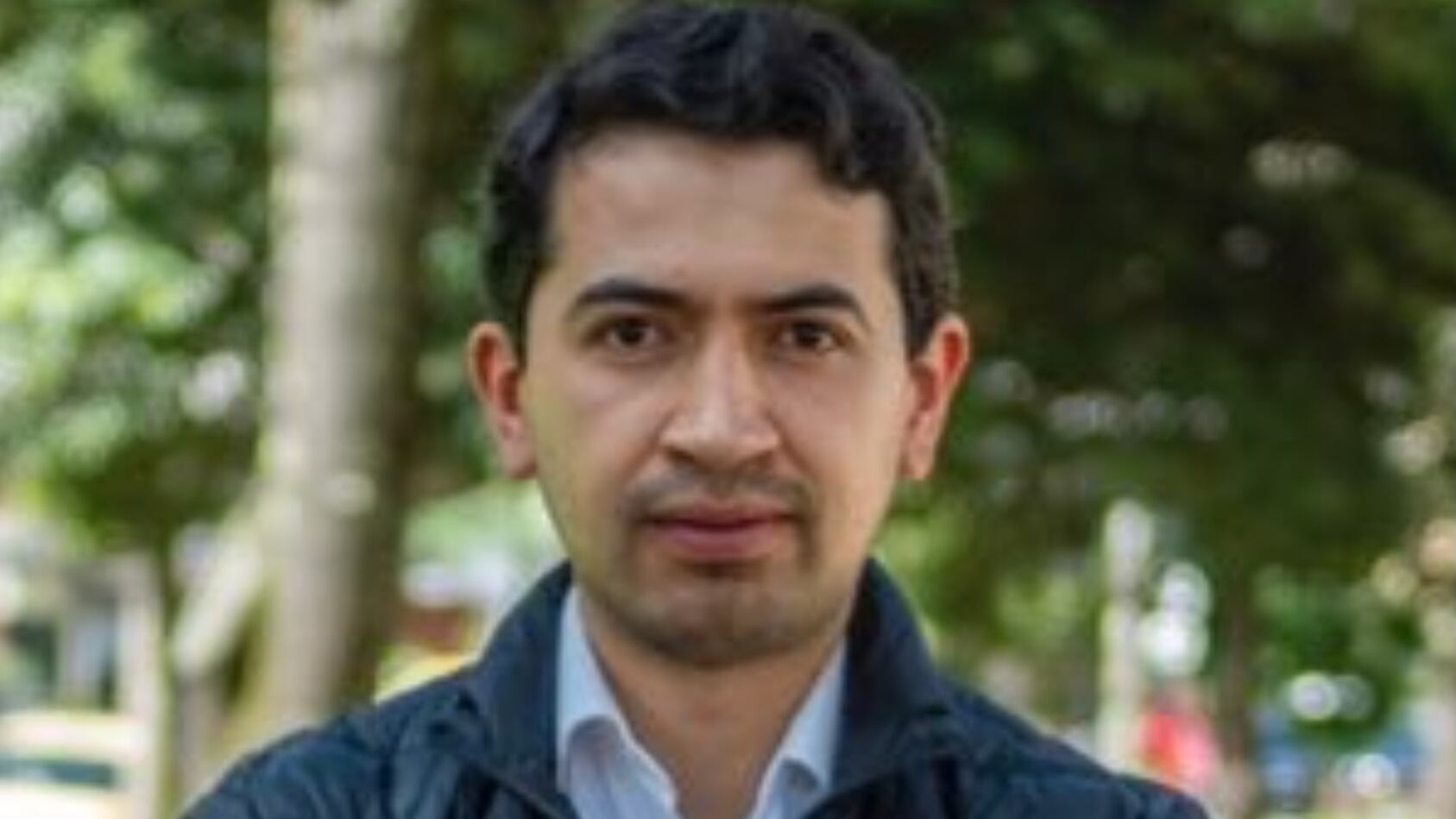 El abogado Daniel Briceño se mostró decepcionado por la prematura renuncia de Rodolfo Hernández al Senado.