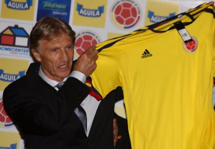 Pékerman llegó a Venezuela para encaminarla al próximo mundial con el antecedente de lo que hizo en Colombia, liderarla al máximo certamen del balompié luego de 16 años.