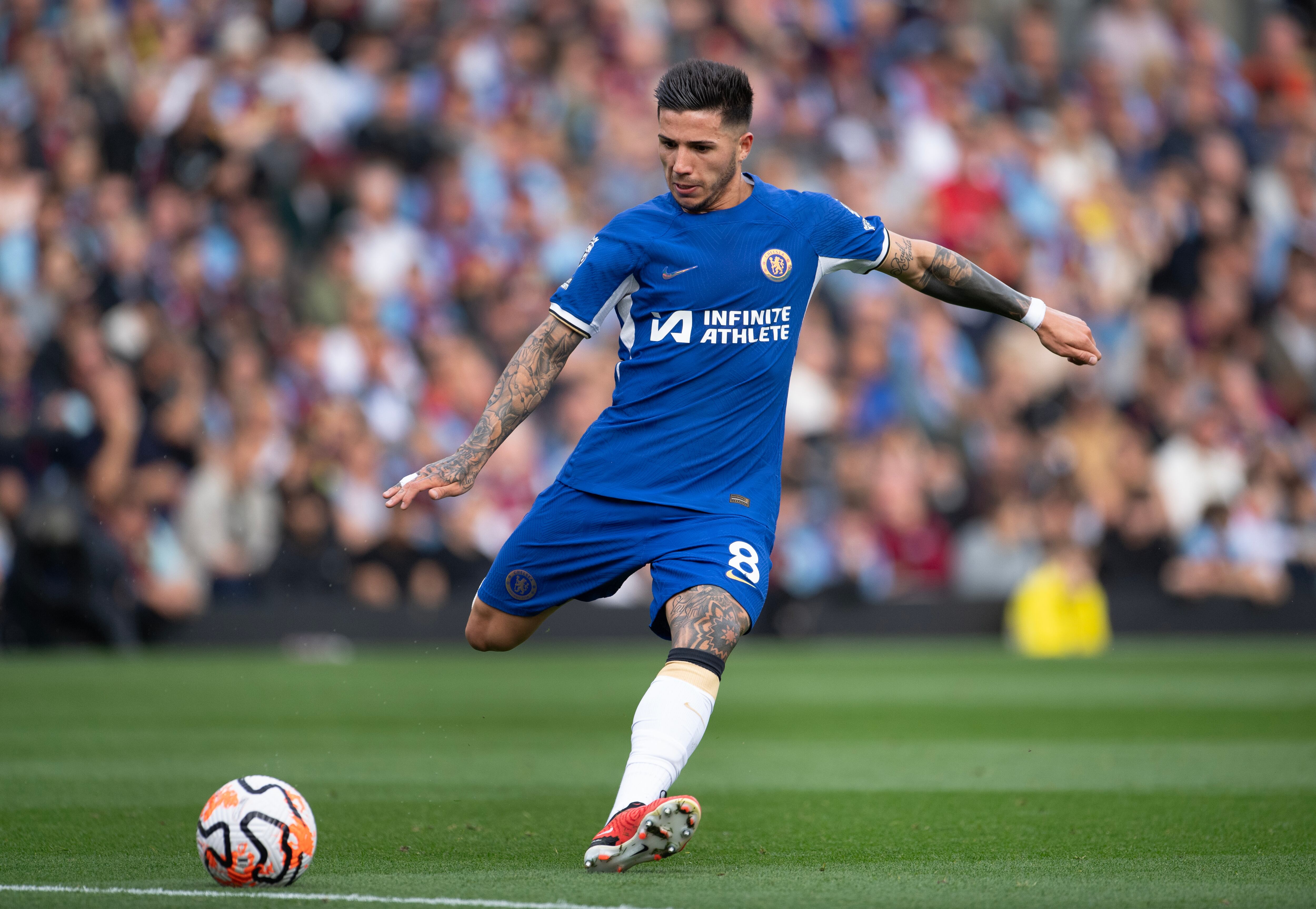 Enzo Fernández, jugador del Chelsea de Inglaterra.