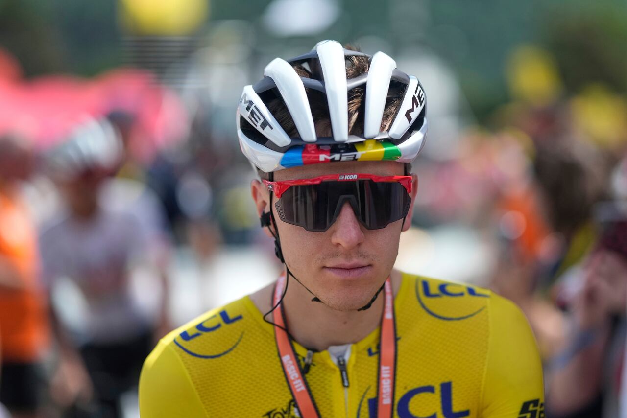 Slovenia's Tadej Pogacar, wearing the overall leader's yellow jersey, waits for the start of the nineteenth stage of the Tour de France cycling race over 93.1 kilometers (57.85 miles) with start in Albertville and finish in La Plagne, France, Friday, July 25, 2025. (AP Photo/Mosa'ab Elshamy)