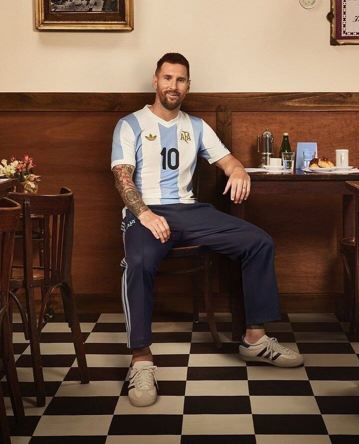 Lionel Messi en la presentación oficial de la nueva camiseta de Argentina
