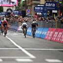 El final de la etapa 11 del Giro de Italia 2023