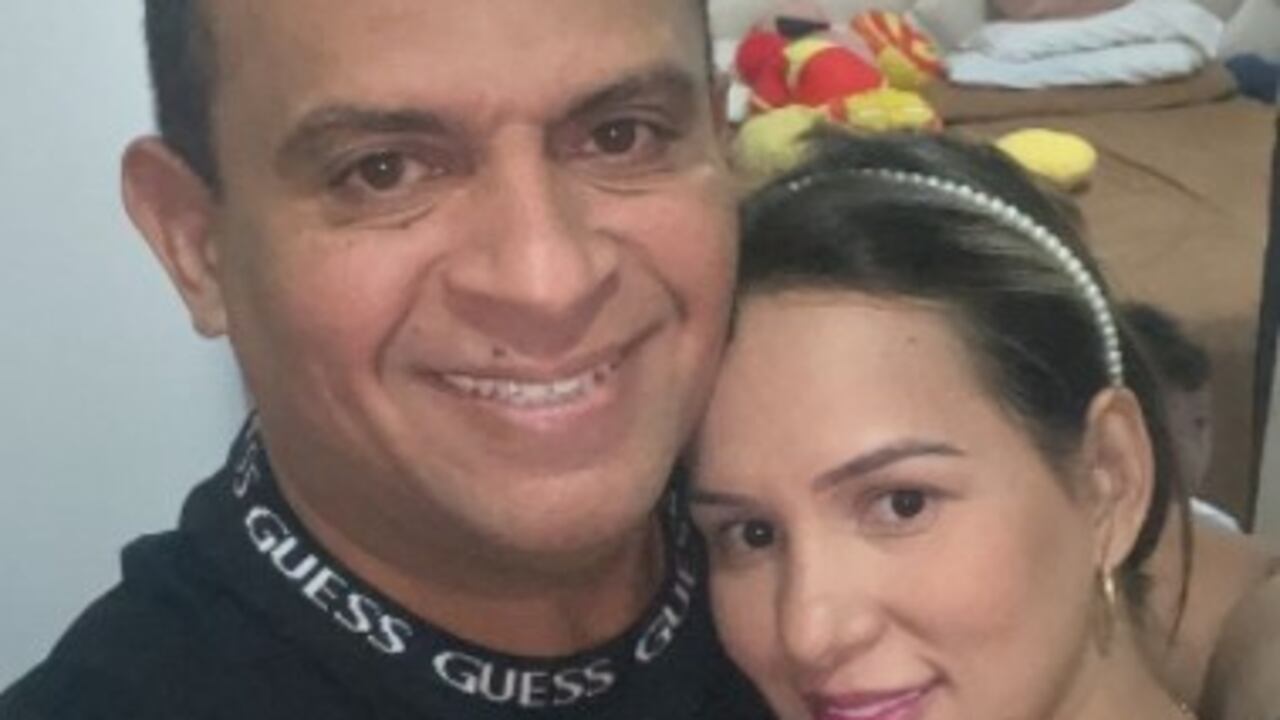 Cantante Erick Escobar y su esposa fueron víctimas de robo en Valledupar.