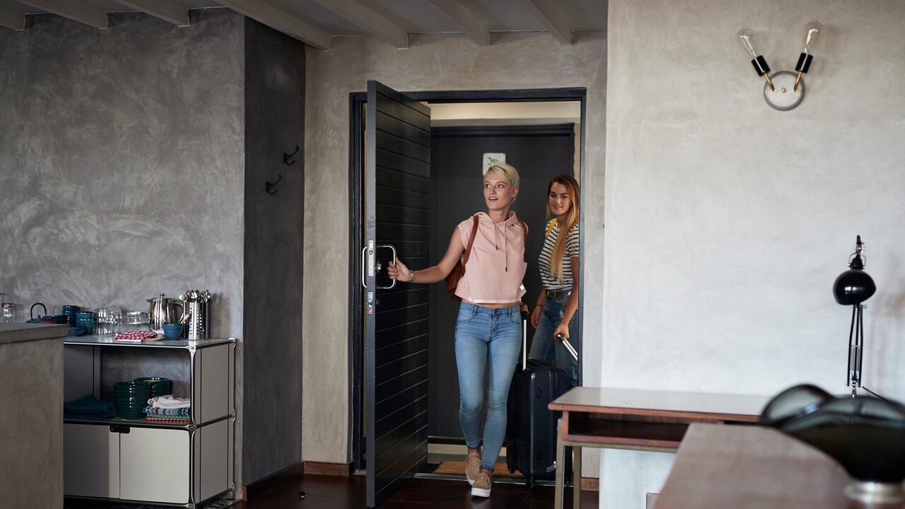 Expertos recomiendan que el precio de la renta puede ser un tercio de los ingresos mensuales.