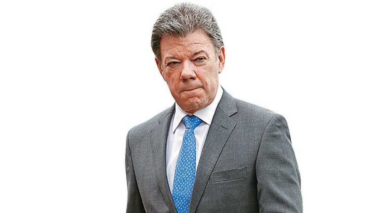 La aprobación del mandatario, en diciembre se ubicó en el 42 %, y en febrero, en el 24 %.