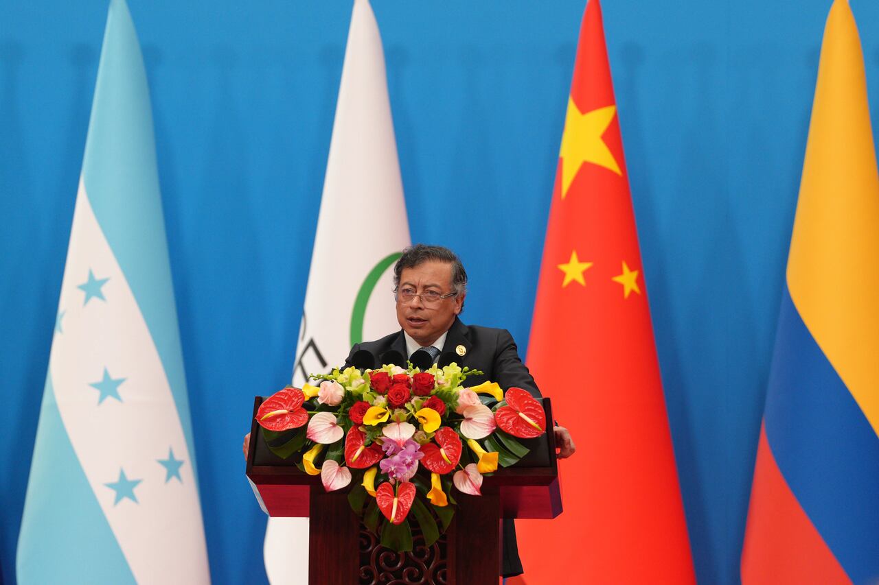 Gustavo Petro en China