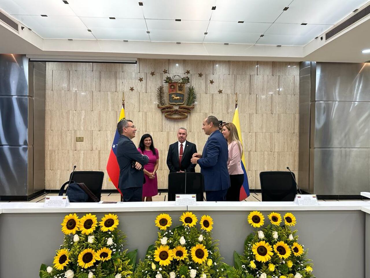 Reunión Colombia y Venezuela.