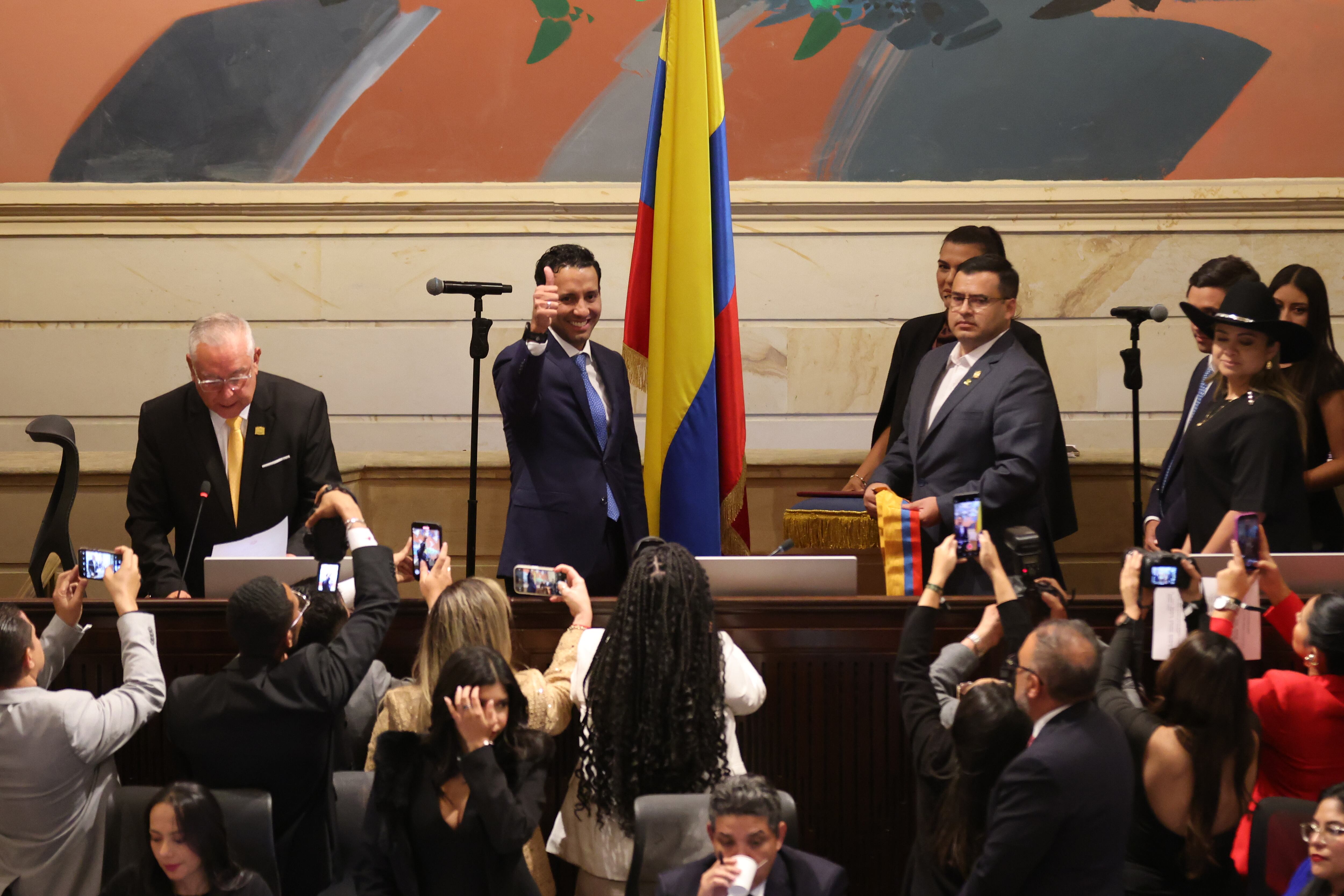 Julián López presidente de la Cámara de Representantes