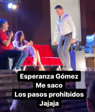 Jhonny Rivera le bailó a Esperanza Gómez.