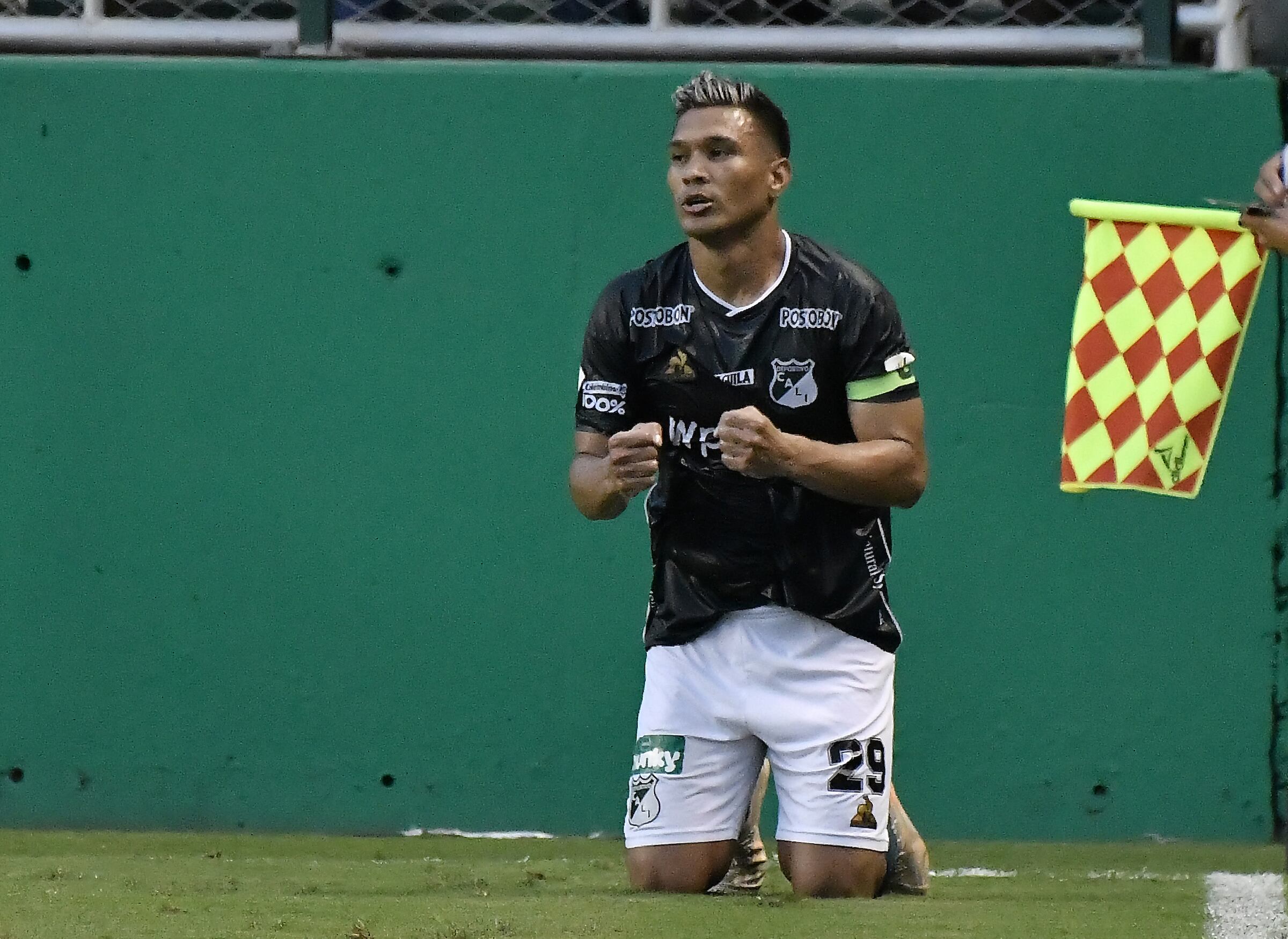 Teofilo Gutierrez of Cali celebrates after scoring the second goal of his team during match between Deportivo Cali and La Equidad for the date 13 as part of BetPlay DIMAYOR League II 2021 played at Deportivo Cali stadium in Palmira city.  Photo: VizzorImage / Gabriel Aponte / Staff