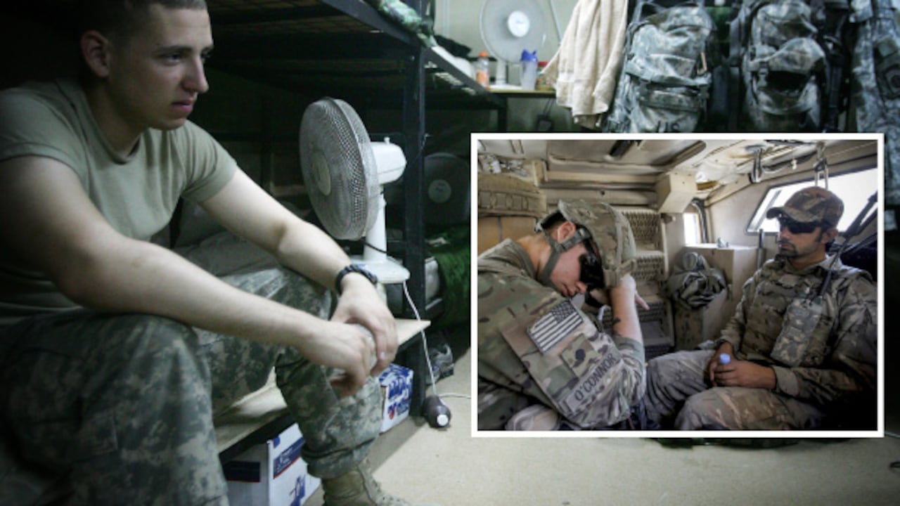 22 veteranos de las guerras de Estados Unidos se suicidan cada día.
Cada 80 minutos uno de ellos se quita la vida.