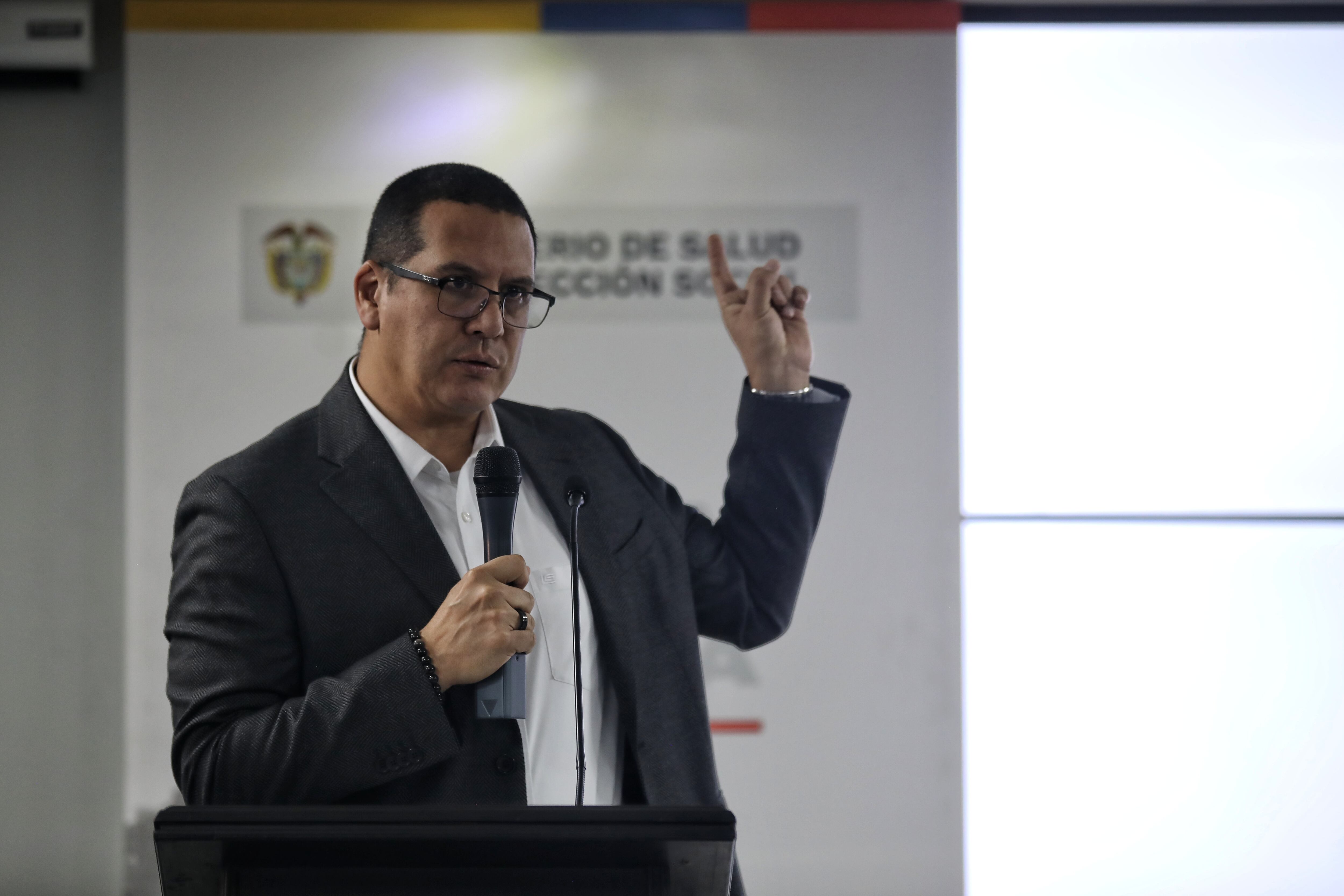 Rueda de prensa La salud, un asunto de todos
Superintendente de salud Giovanni Rubiano