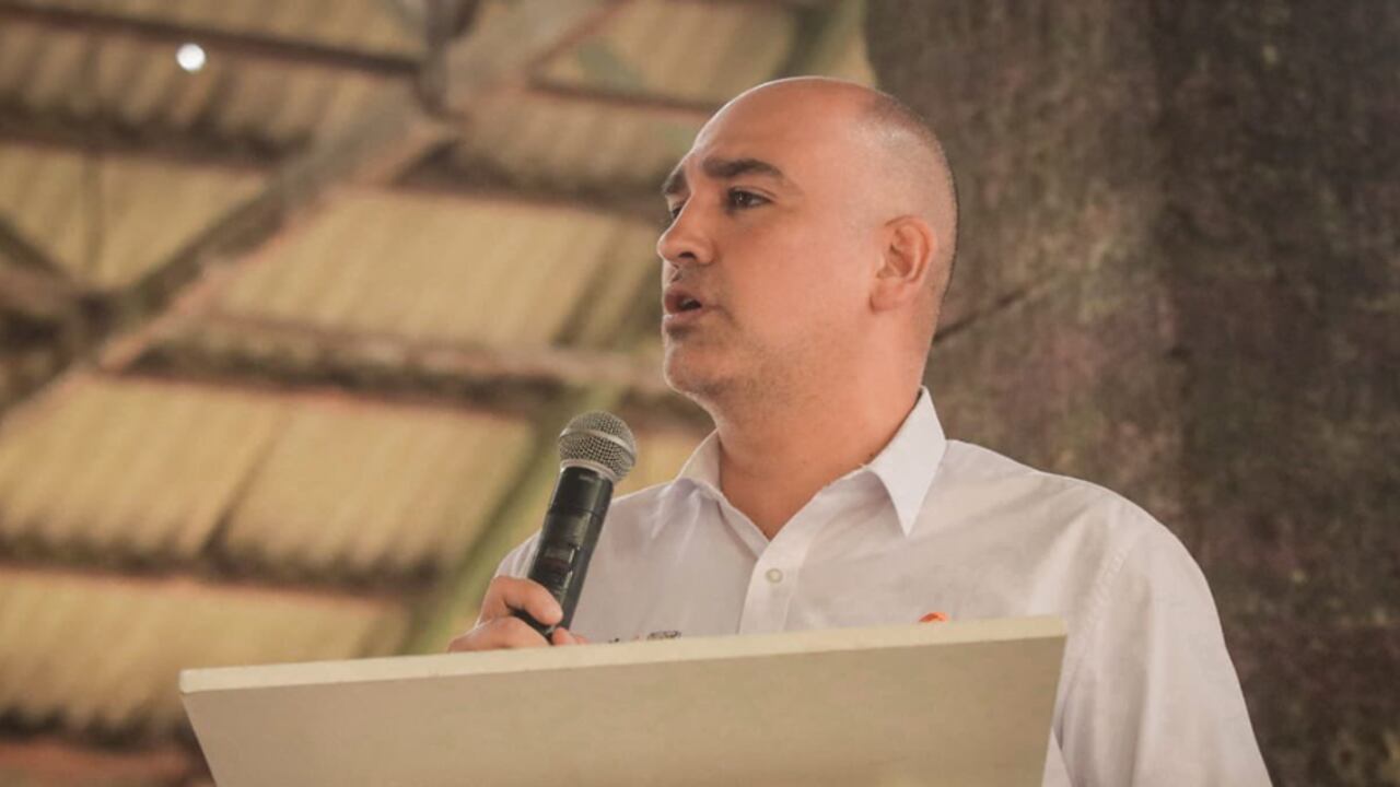 Alcalde de Bello, Antioquia, abandona el cargo.