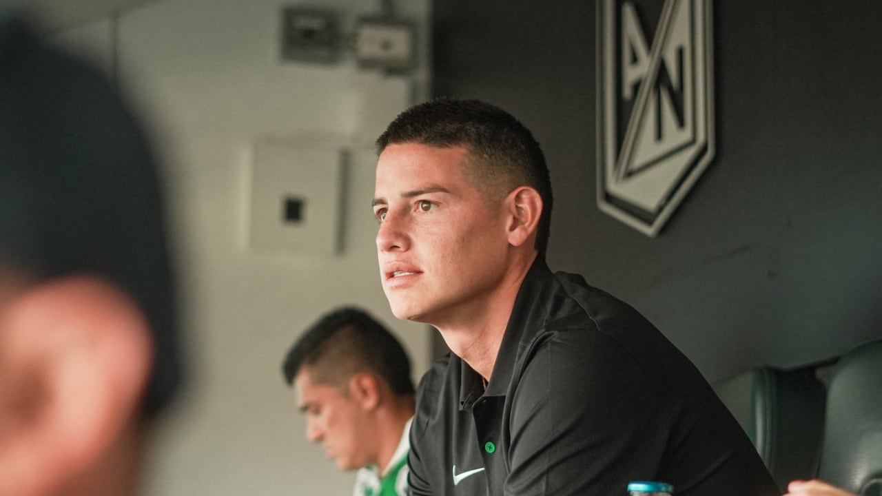 James Rodríguez acudió al Atanasio Girardot para ver a Atlético Nacional vs. Águilas Doradas