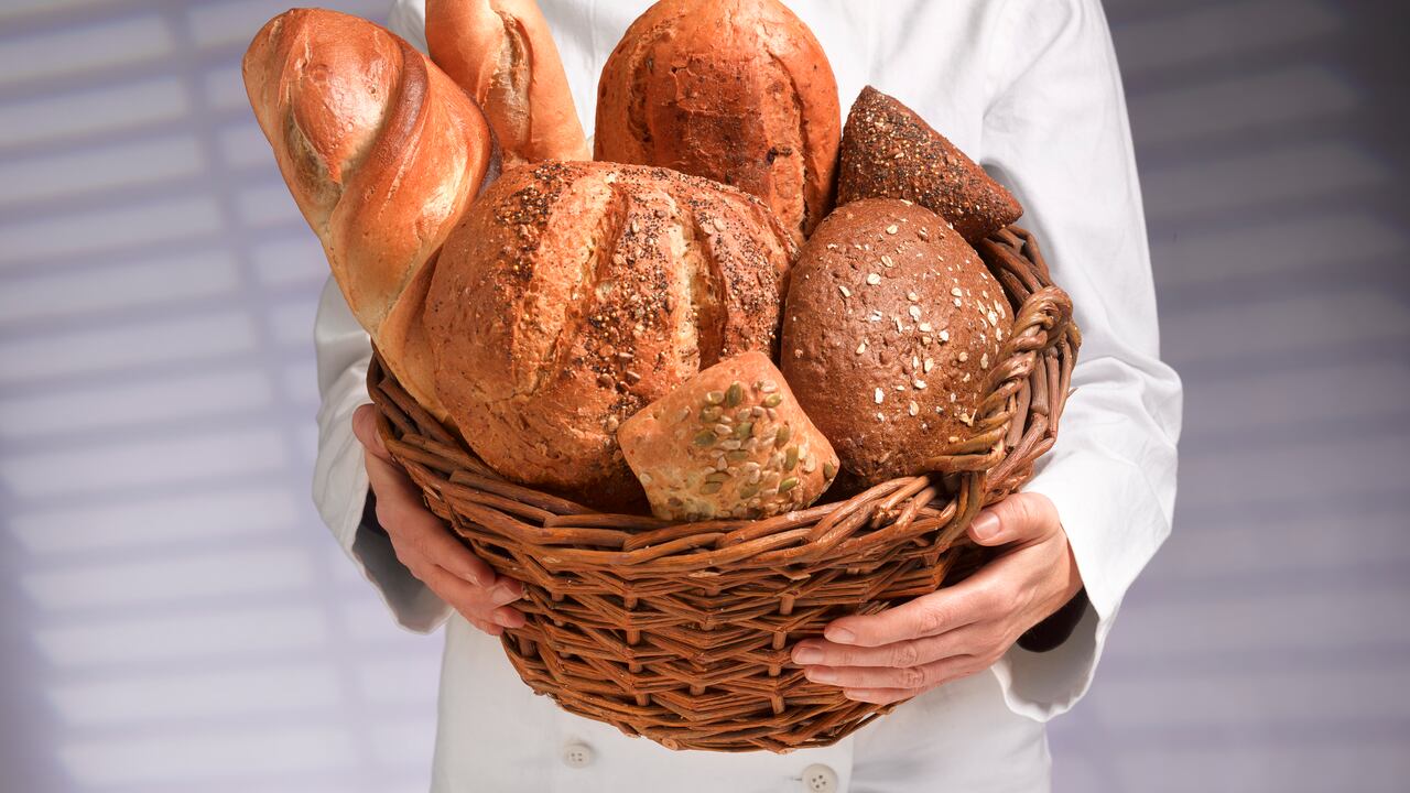 El consumo de pan aportan diferentes beneficios para la salud.