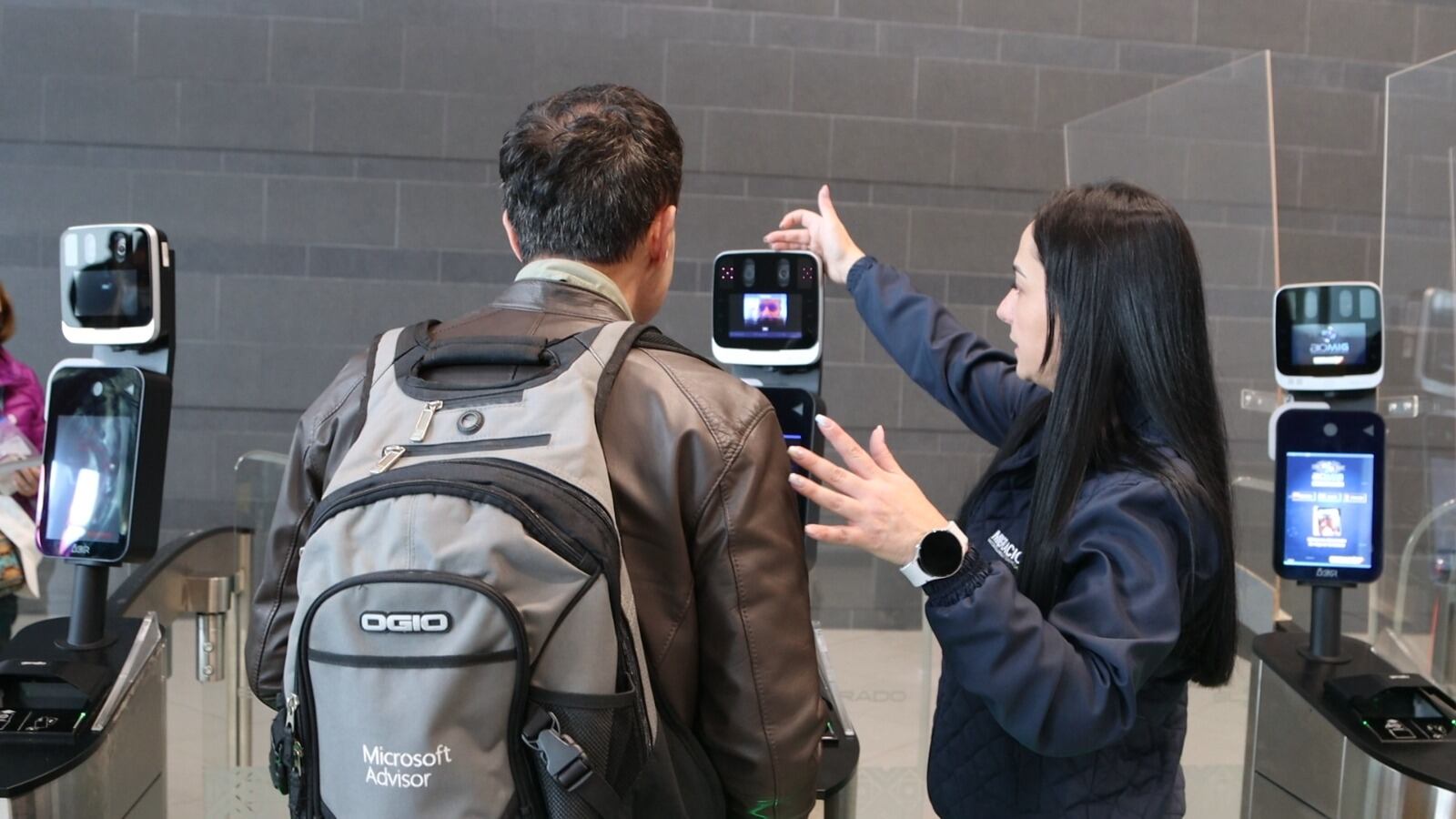 Migración Colombia. Viva Air.