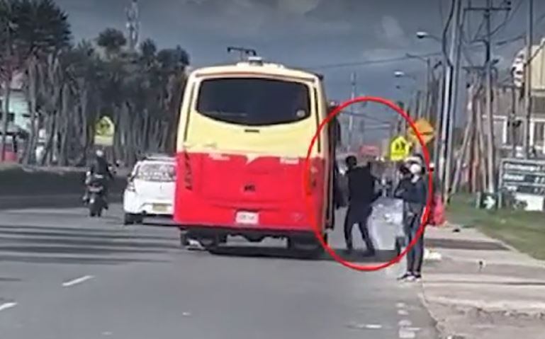 La pólvora se está transportando en buses de transporte público poniendo en riesgo a las demás personas