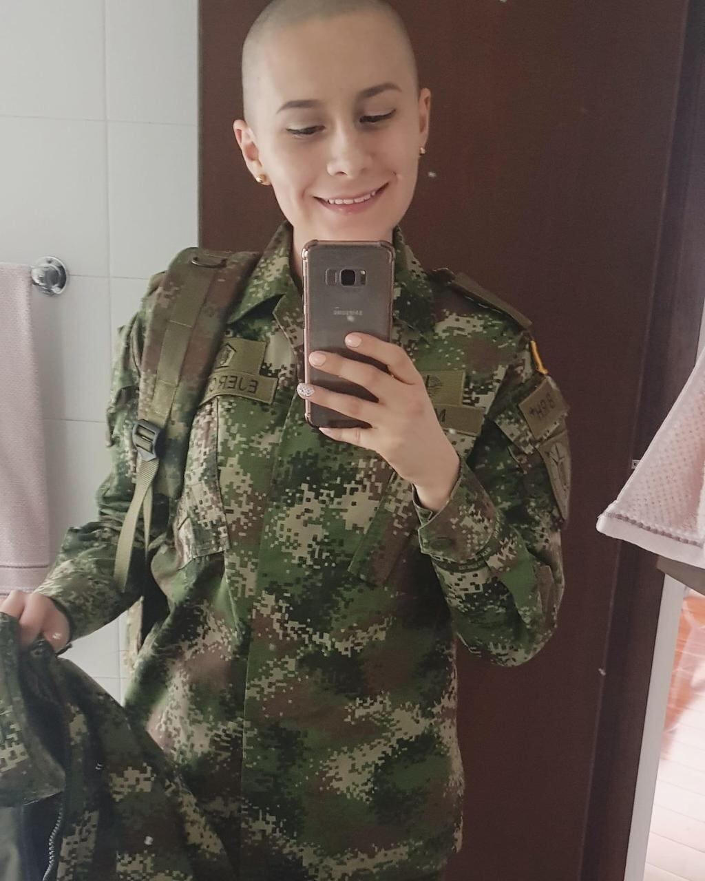 Teniente Luisa Mesa, padeció cáncer desde los 22 años, con el apoyo de Ejército Nacional y de su familia, ganó la batalla