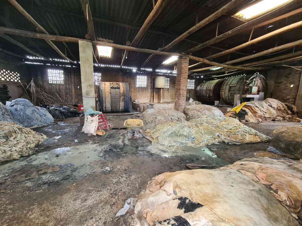 Muchas de las curtiembres en Chocontá y Villapinzón son las primeras en contaminar el río Bogotá.