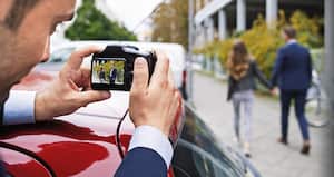 Aunque parezca increíble, tanto hombres como mujeres buscan los servicios de detectives para saber si su pareja es fiel. Los lunes y los miércoles son los días en los que hay más traiciones entre los enamorados.