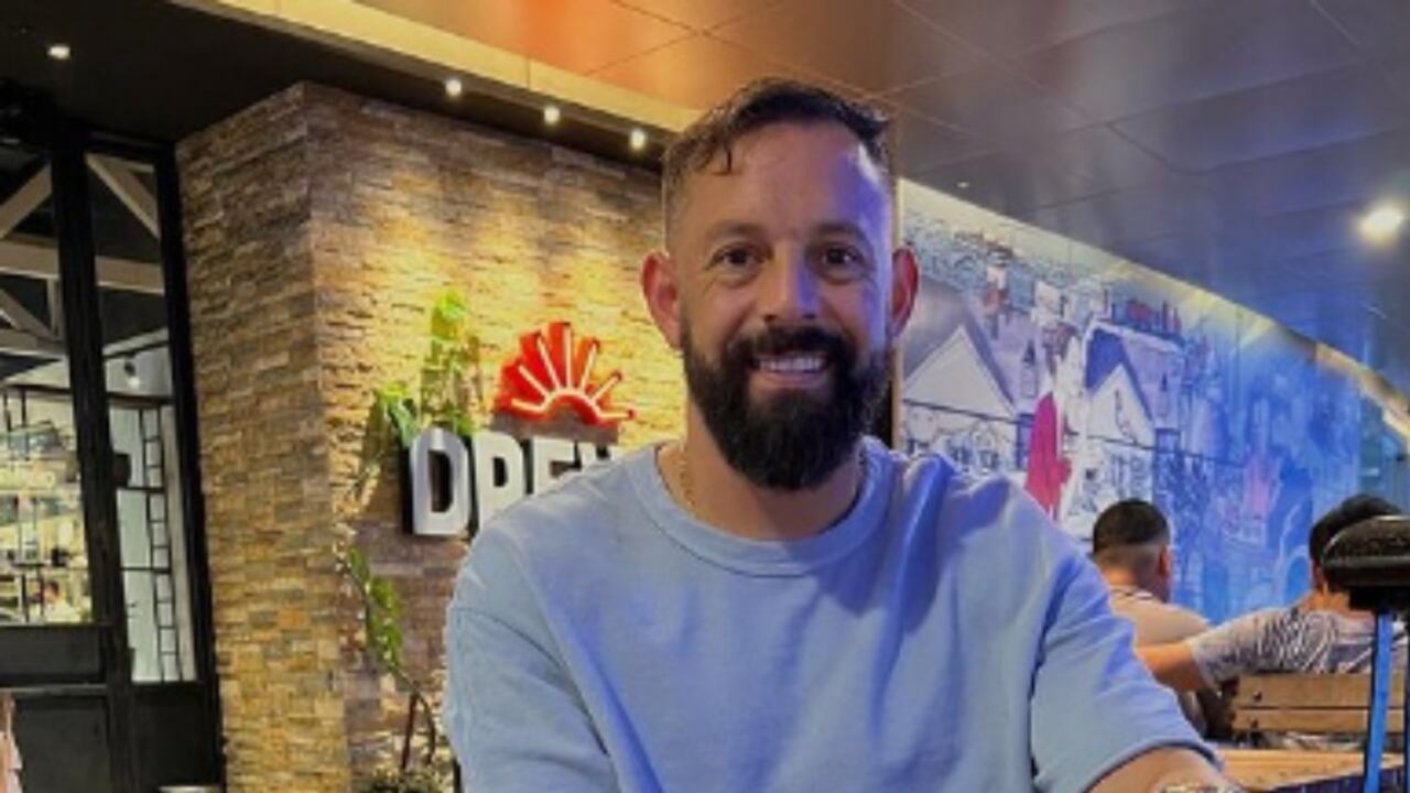 El futbolista se mostró muy feliz por el momento que atraviesa.