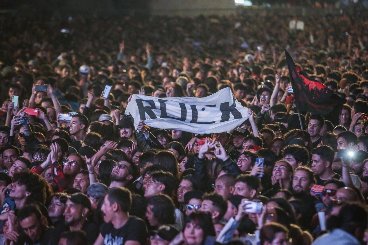 La Pestilencia en PazRock, en la Plaza de Bolívar, Bogotá, 12 de abril de 2024.