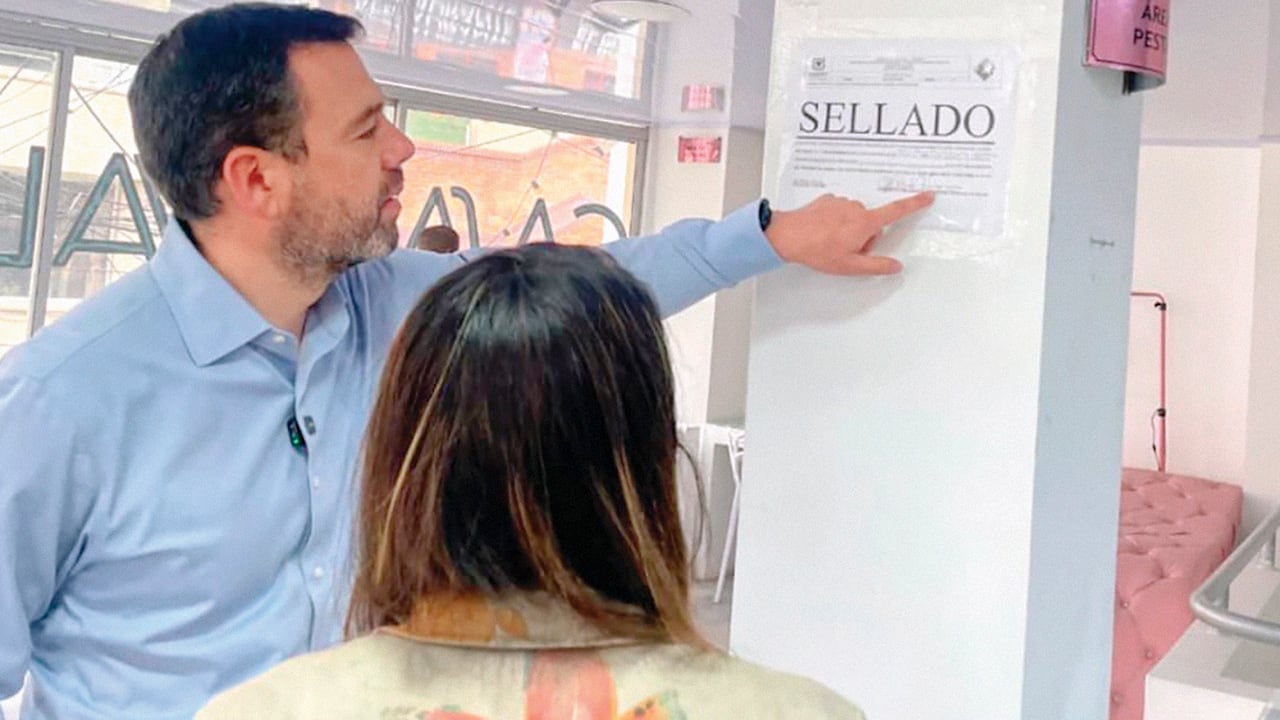 Sellamiento de un establecimiento ilegal de procedimientos estéticos.