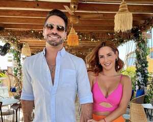 La actriz Carmen Villalobos y su novio