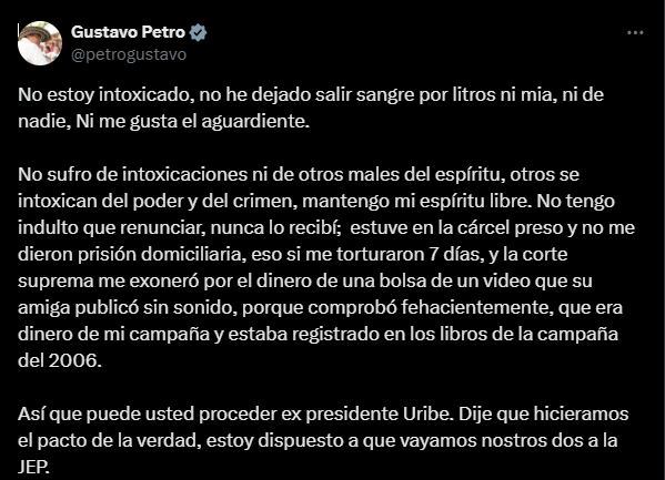 El presidente Gustavo Petro insistió en que el expresidente Álvaro Uribe se presente ante la JEP.