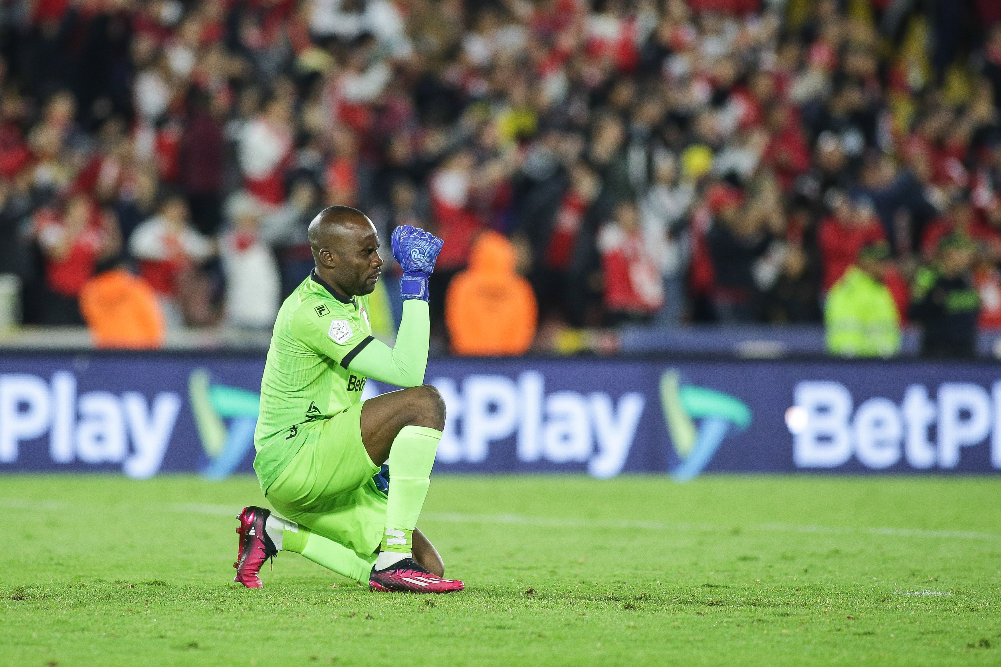 Bogotá. Febrero 21 de 2024. Independiente Santa fe enfrenta a Junior de Barranquilla por la fecha 8 de la Liga BetPlay, en el estadio El Campin. (Colprensa - John Paz)