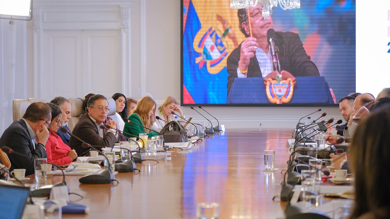 El presidente, Gustavo Petro, en la noche del 15 de julio de 2025 en la Casa de Nariño, en Bogotá.