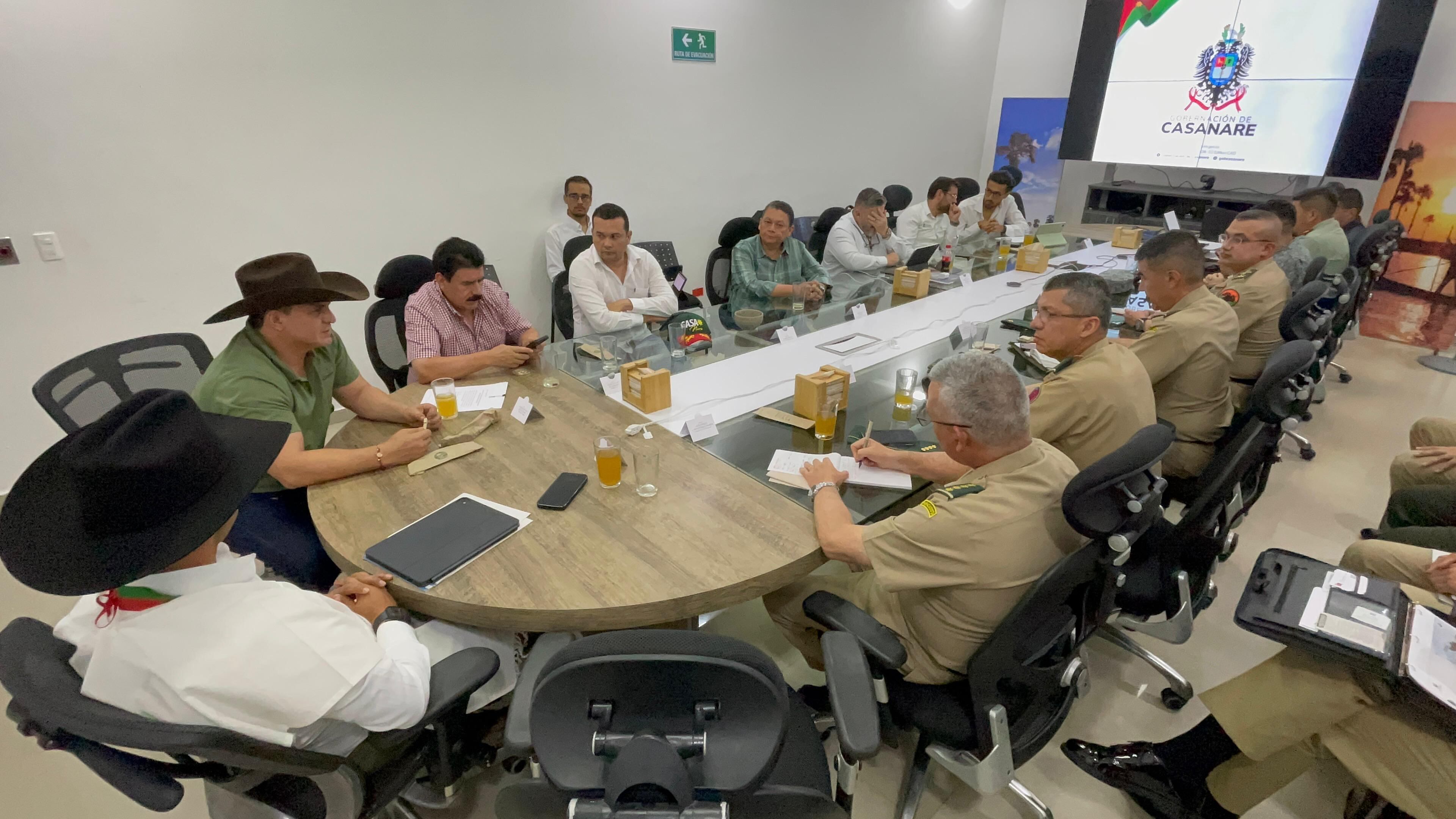 El ministro de Defensa, Pedro Sánchez, lideró una reunión de seguridad en el departamento de Casanare.