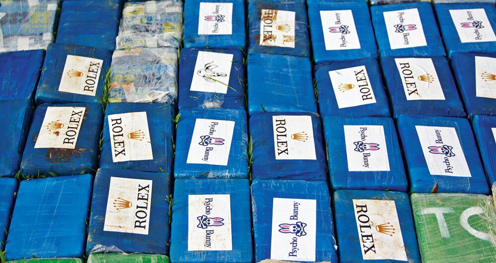 El informe detalla varios procesos contractuales que no son claros, o por lo menos coherentes, con las necesidades de la entidad, principalmente en el área de las comunicaciones.