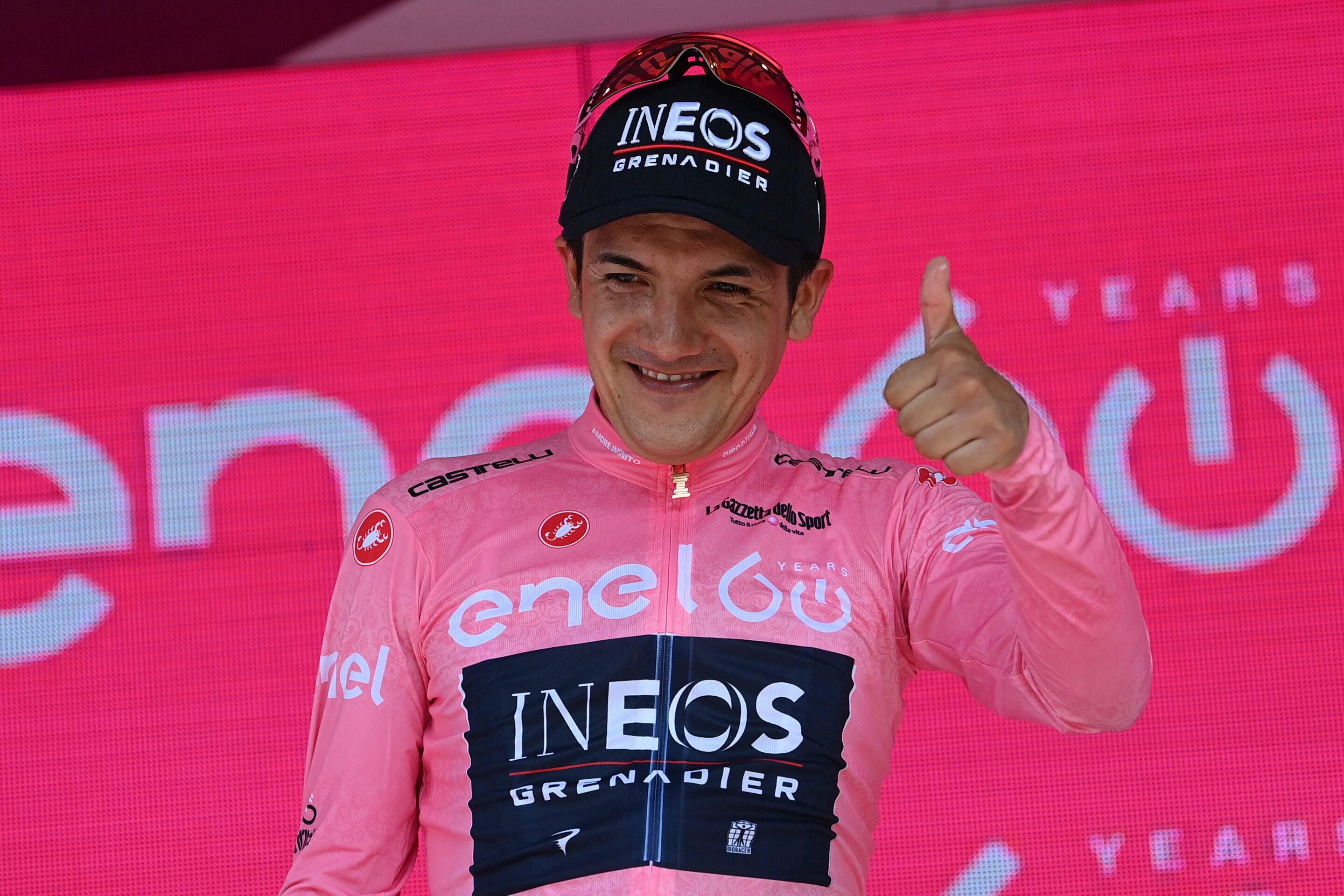 El ecuatoriano busca quedarse con el segundo título del Giro de Italia en su carrera