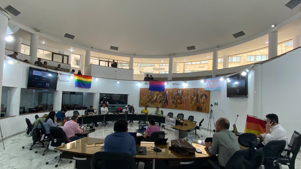 El concejo de Bucaramanga estuvo cinco días en trabajo virtual por cuenta del virus.