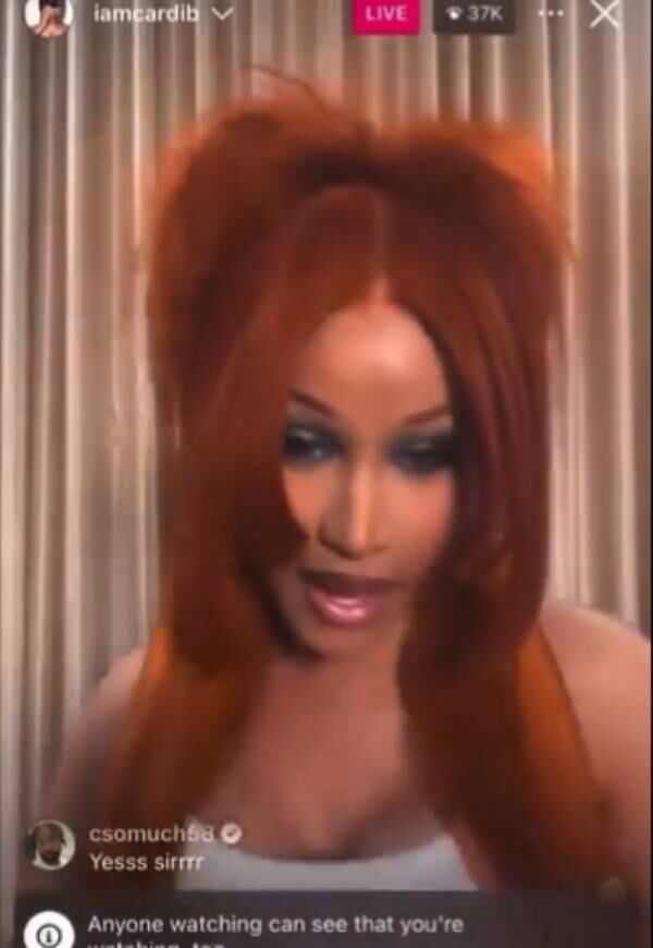 La cantante publicó picante video al mostrarse emocionada de su unión musical con Shakira.