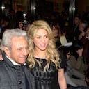 William Mebarak Chadid y su hija Shakira asisten a la presentación de prensa de su último libro 'Al Viento y Al Azar' en la librería Casa del Llibre el 14 de enero de 2013 en Barcelona, España. (Foto de Robert Marquardt/Getty Images).