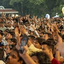 Aficionados al fútbol ven la semifinal de la Copa Mundial de la FIFA 2026 entre Argentina e Inglaterra durante una proyección pública en Guwahati, India, el 16 de julio de 2026. (Foto de David Talukdar/NurPhoto) (Foto de David Talukdar / NurPhoto vía AFP)