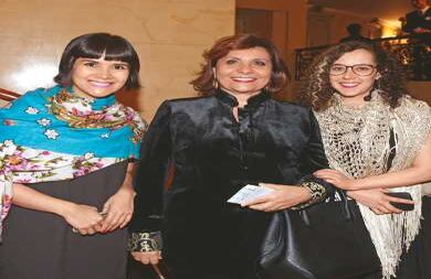 María Cristina Hernández, Claudia Franco y Manuela Valdiri.