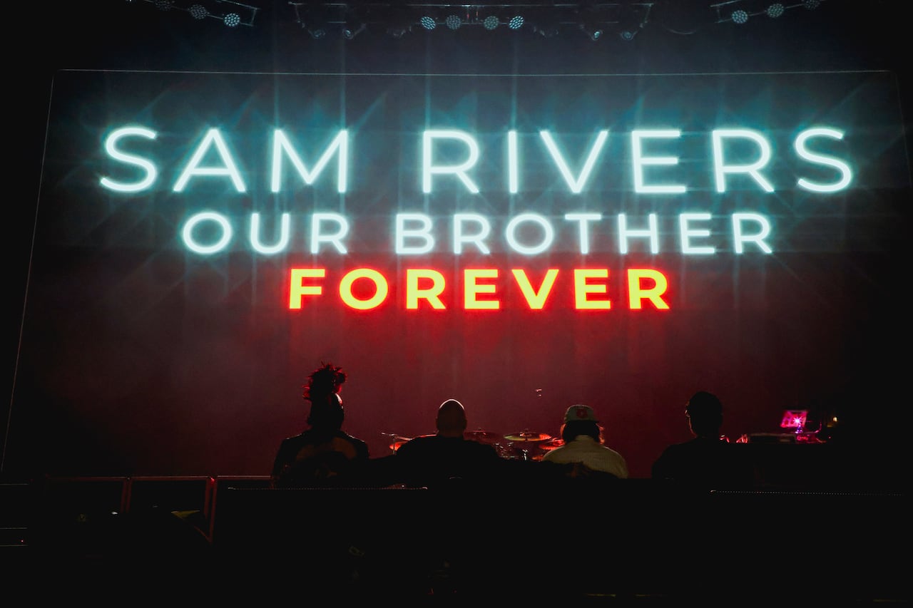 Limp Bizkit cierra Loserville en el MedPlus de Bogotá (dic 5, 2025).