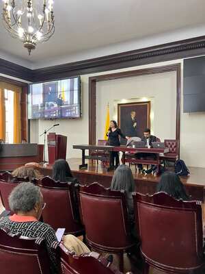 La representante a la Cámara Jennifer Pedraza convocó a una audiencia pública sobre la crisis en el Fomag.