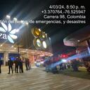 Incendio en el Centro Comercial Jardín Plaza, en la noche del lunes 4 de marzo de 2024.